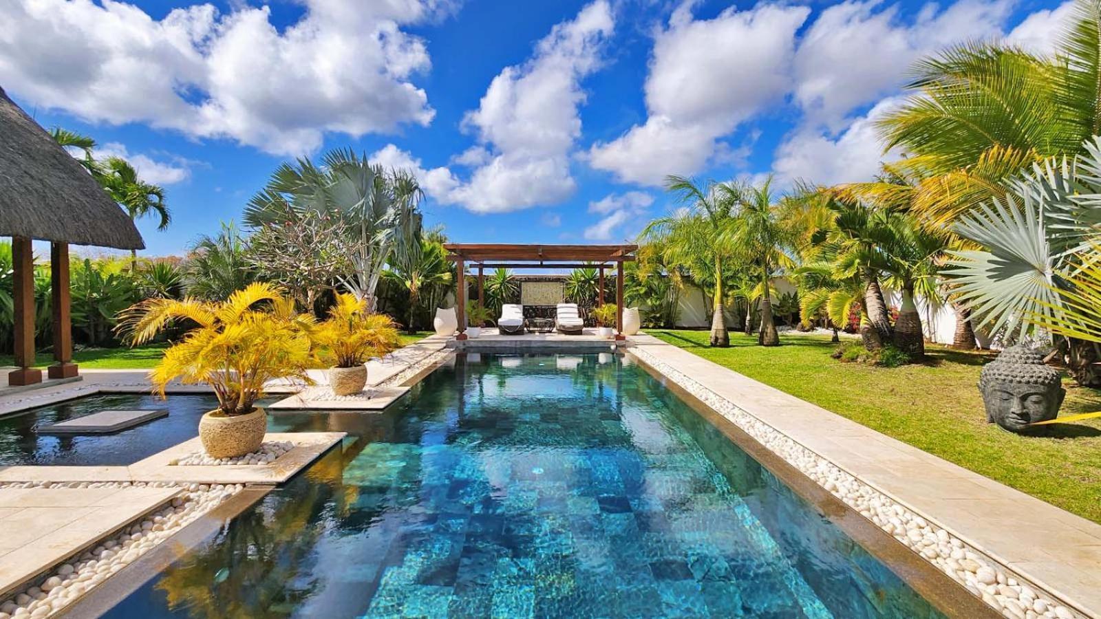 فيلة Clos Du Littoral By Fine & Country